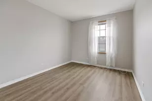 3245 Gresham Ln E, Aurora, IL 60504 - Photo 23