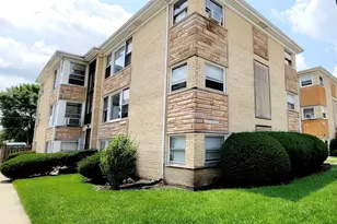 6801 W Montrose Ave, Harwood Heights, IL 60706 - Photo 1