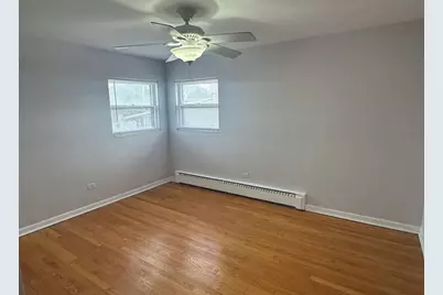 6801 W Montrose Avenue #2N, Harwood Heights, IL 60706 - Photo 5