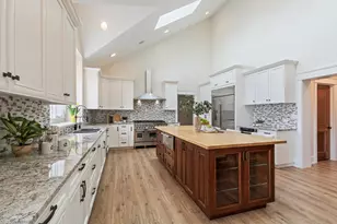 10 Old Hart Rd, Barrington Hills, IL 60010 - Photo 19