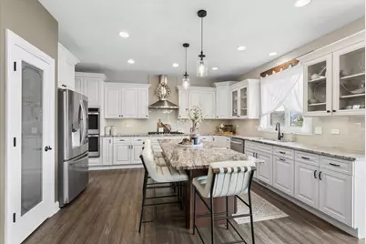 24111 S Blue Waters Drive, Manhattan, IL 60442 - Photo 7