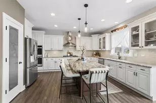 24111 S Blue Waters Dr, Manhattan, IL 60442 - Photo 7