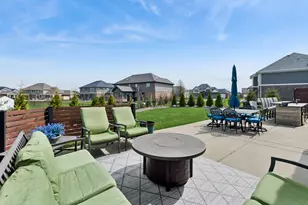 24111 S Blue Waters Dr, Manhattan, IL 60442 - Photo 23