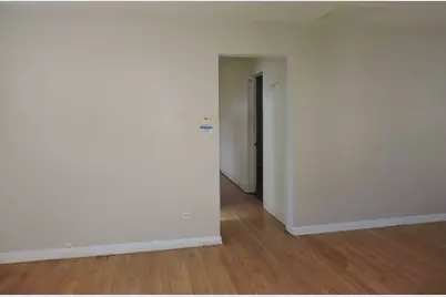 5653 W Leland Avenue, Chicago, IL 60630 - Photo 17