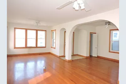 5653 W Leland Avenue, Chicago, IL 60630 - Photo 7