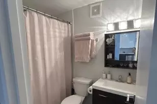 33 W Delaware Pl, Chicago, IL 60610 - Photo 5