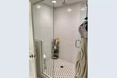 3704 N Janssen Avenue #1, Chicago, IL 60613 - Photo 17