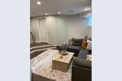 3704 N Janssen Avenue #1, Chicago, IL 60613 - Photo 11