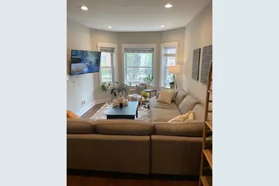 3704 N Janssen Avenue #1, Chicago, IL 60613 - Photo 7