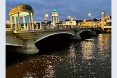 438 Lakeshore Court #438, Saint Charles, IL 60174 - Photo 15