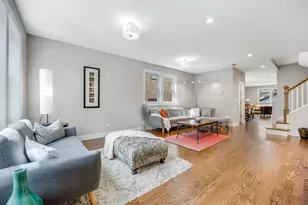 6038 N Drake Ave, Chicago, IL 60659 - Photo 3