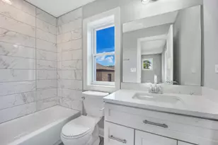 6038 N Drake Ave, Chicago, IL 60659 - Photo 23