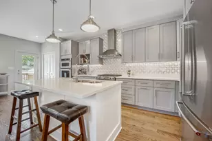 6038 N Drake Ave, Chicago, IL 60659 - Photo 9