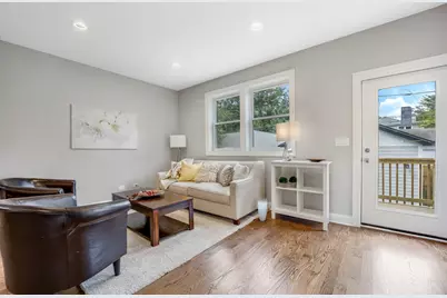 6038 N Drake Avenue, Chicago, IL 60659 - Photo 13