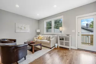 6038 N Drake Ave, Chicago, IL 60659 - Photo 13