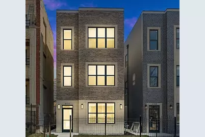 4157 S Prairie Avenue, Chicago, IL 60653 - Photo 1