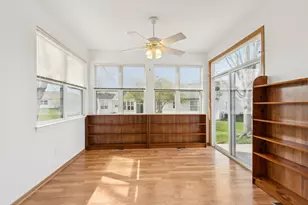 647 S Cadillac Cir, Romeoville, IL 60446 - Photo 11