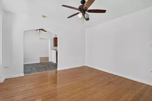7019 S Merrill Ave, Chicago, IL 60649 - Photo 21