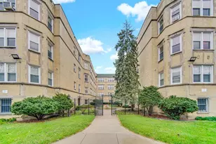 7019 S Merrill Ave, Chicago, IL 60649 - Photo 3