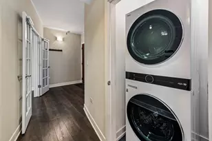 744 N Clark St, Chicago, IL 60654 - Photo 7