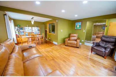 9342 Austin Avenue, Oak Lawn, IL 60453 - Photo 9