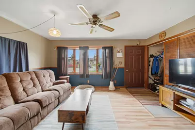 2008 E 6th Street, Sterling, IL 61081 - Photo 5