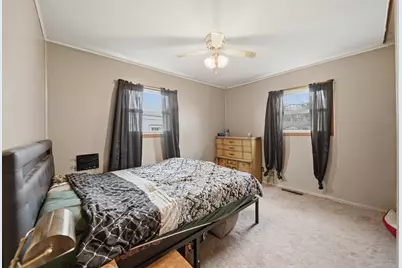 2008 E 6th Street, Sterling, IL 61081 - Photo 9