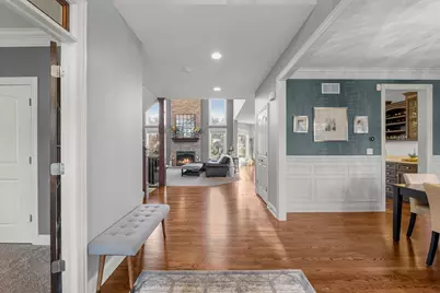 81 Landon Circle, Wheaton, IL 60189 - Photo 9