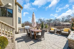 81 Landon Cir, Wheaton, IL 60189 - Photo 63