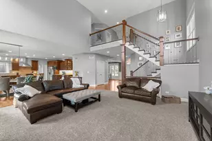 81 Landon Cir, Wheaton, IL 60189 - Photo 15