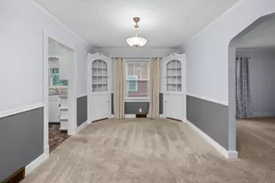 2525 29th St, Rock Island, IL 61201 - Photo 5