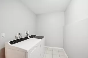 6130 Riverbend Pl, Lisle, IL 60532 - Photo 25