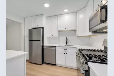 7360 Fairview Avenue #103, Downers Grove, IL 60516 - Photo 9
