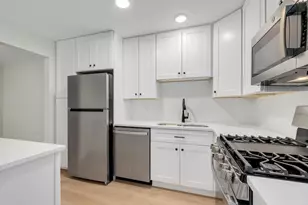 7360 Fairview Ave, Downers Grove, IL 60516 - Photo 9