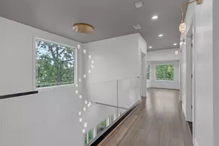 9100 Kenton Ave, Skokie, IL 60076 - Photo 27