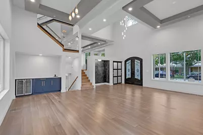 9100 Kenton Avenue, Skokie, IL 60076 - Photo 15