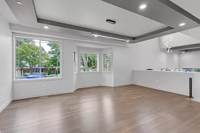 9100 Kenton Avenue, Skokie, IL 60076 - Photo 21