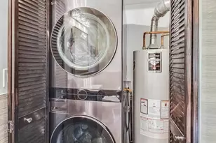 705 N County Line Rd, Hinsdale, IL 60521 - Photo 19