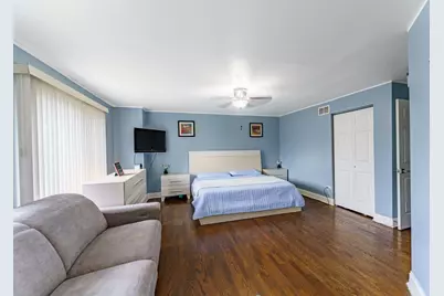 11 Cour Caravelle #11, Palos Hills, IL 60465 - Photo 9