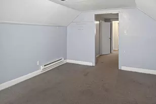 8106 S Burnham Ave, Chicago, IL 60617 - Photo 5