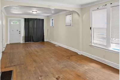 8106 S Burnham Avenue, Chicago, IL 60617 - Photo 15