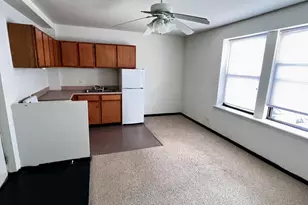 3933 N Clarendon Ave, Chicago, IL 60613 - Photo 11