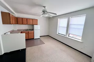 3933 N Clarendon Ave, Chicago, IL 60613 - Photo 5