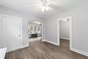 13231 S Buffalo Ave, Chicago, IL 60633 - Photo 11