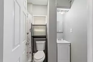 13231 S Buffalo Ave, Chicago, IL 60633 - Photo 31