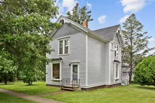 198 E Jefferson St, Hampshire, IL 60140 - Photo 1
