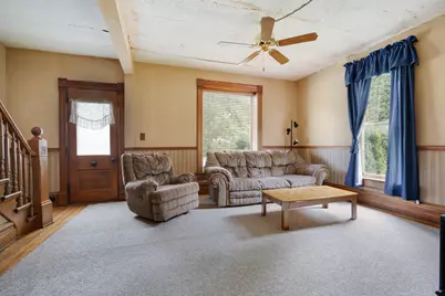 198 E. Jefferson Street, Hampshire, IL 60140 - Photo 3