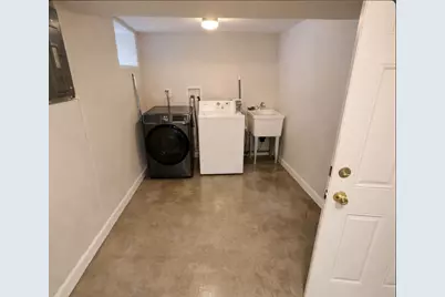 944 W 18th Street, Chicago, IL 60608 - Photo 17