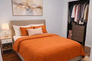 944 W 18th St, Chicago, IL 60608 - Photo 15
