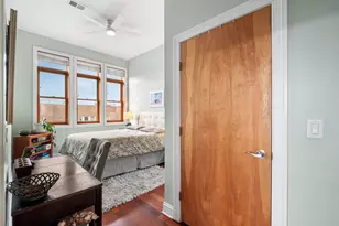 4755 N Washtenaw Ave, Chicago, IL 60625 - Photo 17